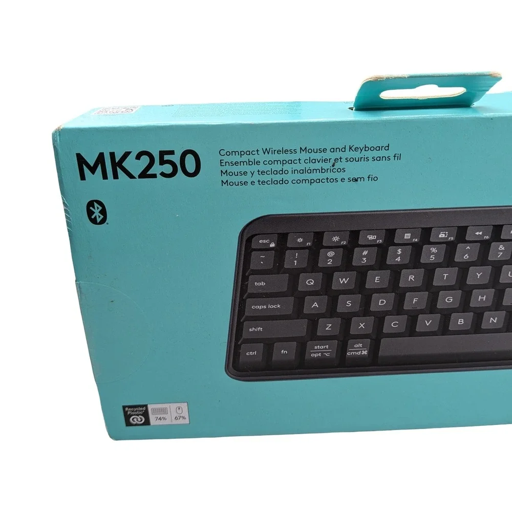 Logitech MK250 Compact Wireless‎ Mouse and Keyboard Combo Bluetooth Black